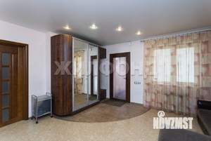 Коттедж 180м², 3-этажный, участок 6 сот.  