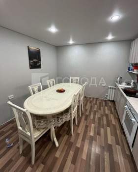 Дом 265м&sup2;, 1-этажный, участок 7 сот.  