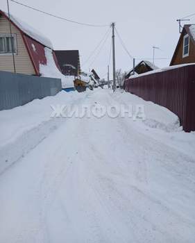 Дом 18м&sup2;, 2-этажный, участок 3 сот.  