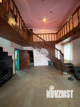 Дом 176м&sup2;, 2-этажный, участок 8 сот.  