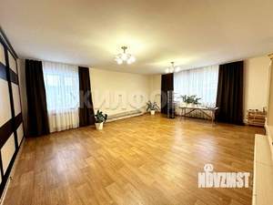 Дом 320м&sup2;, 2-этажный, участок 8 сот.  