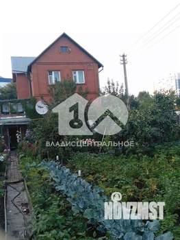 Дом 180м², 2-этажный, участок 10 сот.  