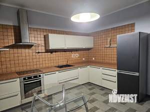 Дом 250м², 2-этажный, участок 9 сот.  