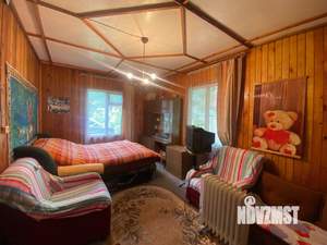 Дом 60м&sup2;, 2-этажный, участок 9 сот.  