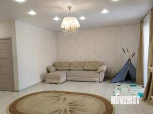 Коттедж 206м², 3-этажный, участок 5 сот.  