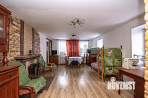 Дом 130м², 2-этажный, участок 10 сот.  