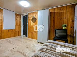 Дом 32м&sup2;, 2-этажный, участок 5 сот.  