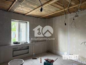 Дом 166м², 1-этажный, участок 4 сот.  
