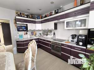 Дом 212м&sup2;, 3-этажный, участок 7 сот.  