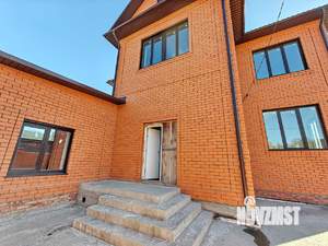 Коттедж 473м&sup2;, 3-этажный, участок 6 сот.  