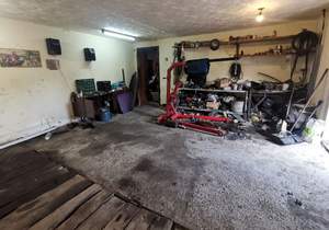 Дом 226м&sup2;, 3-этажный, участок 5 сот.  