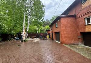 Дом 240м², 2-этажный, участок 6 сот.  