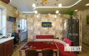 Коттедж 540м&sup2;, 2-этажный, участок 9 сот.  