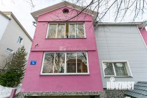 Дом 264м², 2-этажный, участок 12 сот.  