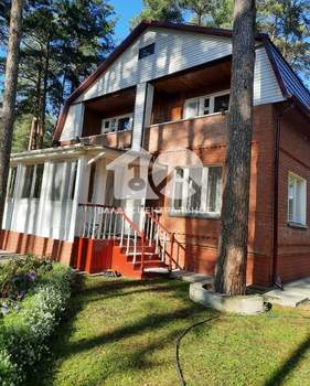 Дом 160м², 3-этажный, участок 10 сот.  