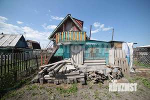 Дом 40м², 2-этажный, участок 3 сот.  