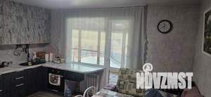 Дом 98м&sup2;, 2-этажный, участок 6 сот.  