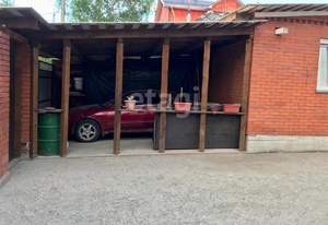 Дом 350м&sup2;, 3-этажный, участок 3 сот.  