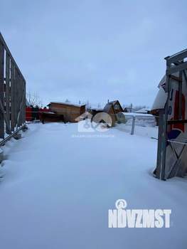 Дом 30м&sup2;, 2-этажный, участок 4 сот.  