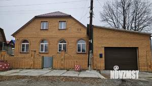 Дом 190м², 2-этажный, участок 5 сот.  