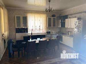 Дом 183м², 2-этажный, участок 6 сот.  