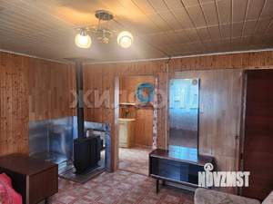 Дом 35м&sup2;, 2-этажный, участок 6 сот.  