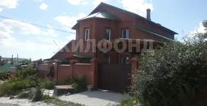 Дом 352м&sup2;, 2-этажный, участок 10 сот.  