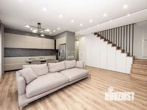 Таунхаус 199м&sup2;, 2-этажный, участок 1 сот.  