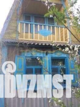 Дом 50м&sup2;, 2-этажный, участок 4 сот.  