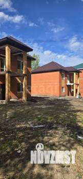 Дом 180м&sup2;, 2-этажный, участок 5 сот.  