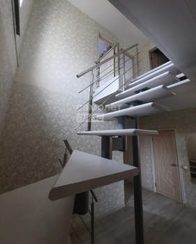 Дом 110м&sup2;, 2-этажный, участок 3 сот.  