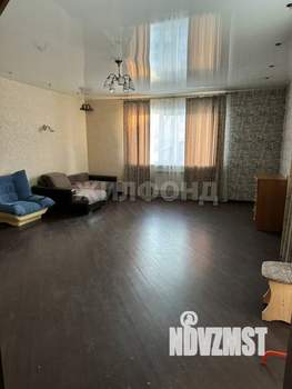 Дом 160м&sup2;, 3-этажный, участок 6 сот.  