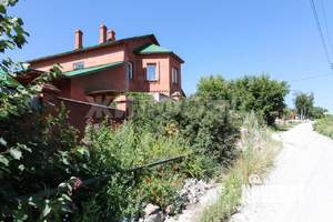 Коттедж 352м&sup2;, 2-этажный, участок 10 сот.  