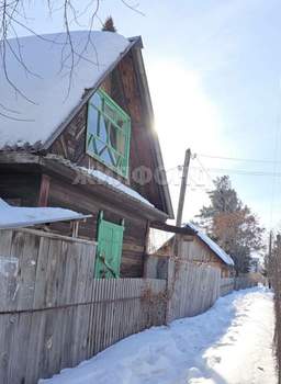 Дом 25м&sup2;, 2-этажный, участок 6 сот.  