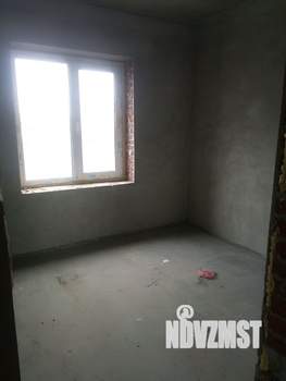 Коттедж 180м², 3-этажный, участок 3 сот.  
