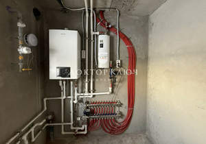 Дом 180м&sup2;, 3-этажный, участок 4 сот.  