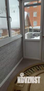 Дом 215м&sup2;, 3-этажный, участок 4 сот.  