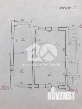 Дом 241м², 2-этажный, участок 6 сот.  