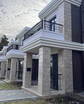 Дом 250м², 3-этажный, участок 2 сот.  