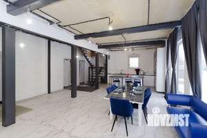 Коттедж 230м², 2-этажный, участок 6 сот.  