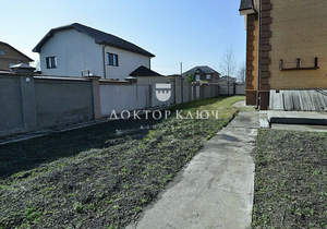 Дом 416м&sup2;, 2-этажный, участок 18 сот.  