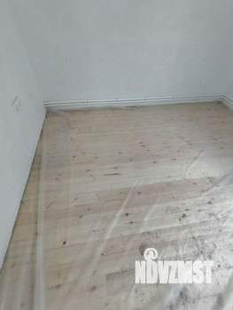 Дом 100м&sup2;, 2-этажный, участок 3 сот.  