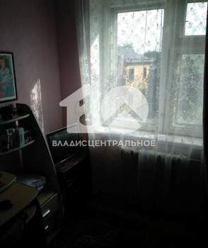 Дом 180м², 3-этажный, участок 10 сот.  