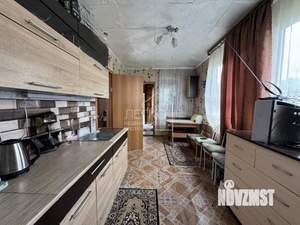 Дом 50м², 2-этажный, участок 6 сот.  