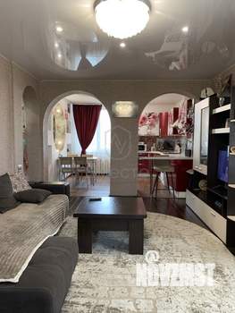 Дом 160м², 2-этажный, участок 10 сот.  
