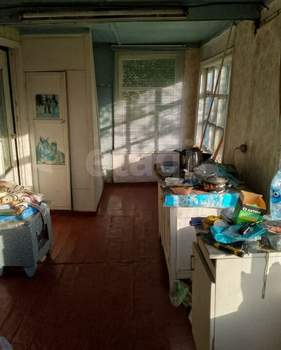 Дом 42м&sup2;, 2-этажный, участок 6 сот.  