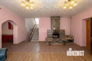 Дом 329м², 3-этажный, участок 6 сот.  