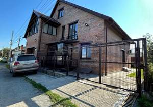 Дом 324м², 3-этажный, участок 4 сот.  