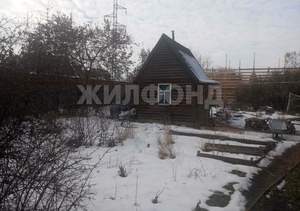 Дом 40м², 2-этажный, участок 10 сот.  