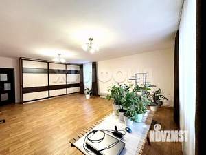 Дом 320м&sup2;, 2-этажный, участок 8 сот.  